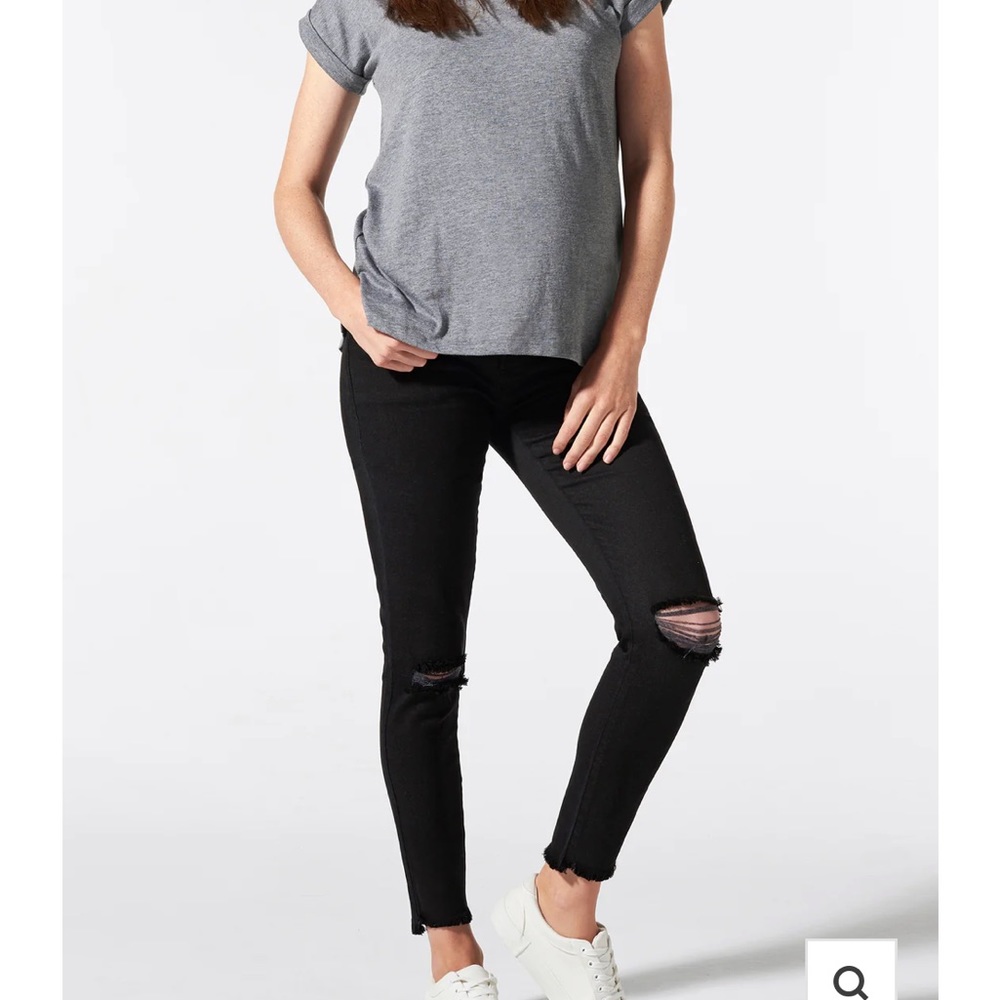 BLANQI DENIM
Maternity Belly Support Skinny Jeans